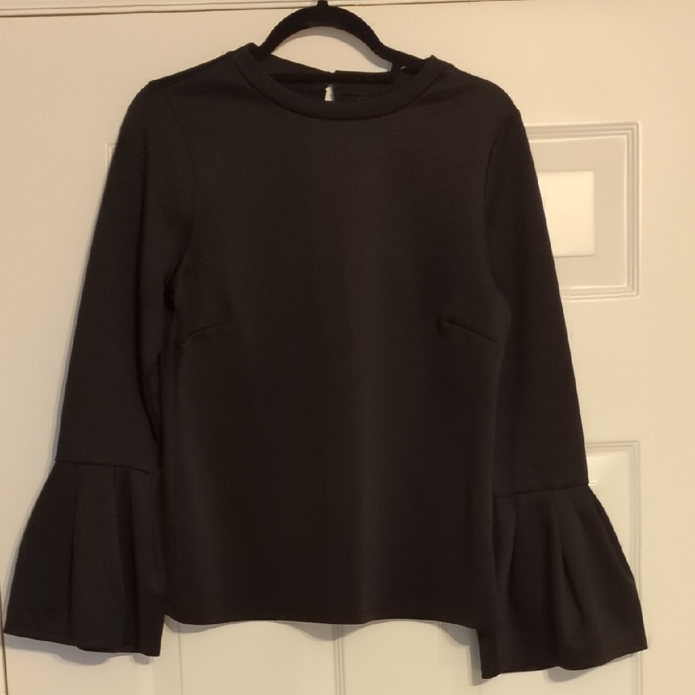 Halogen Black Bell Sleeve Blouse